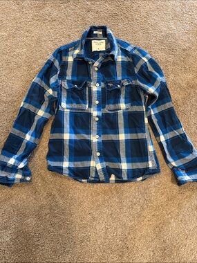 Abercrombie & Fitch Men’s Blue Navy White Plaid Button-Down Shirt